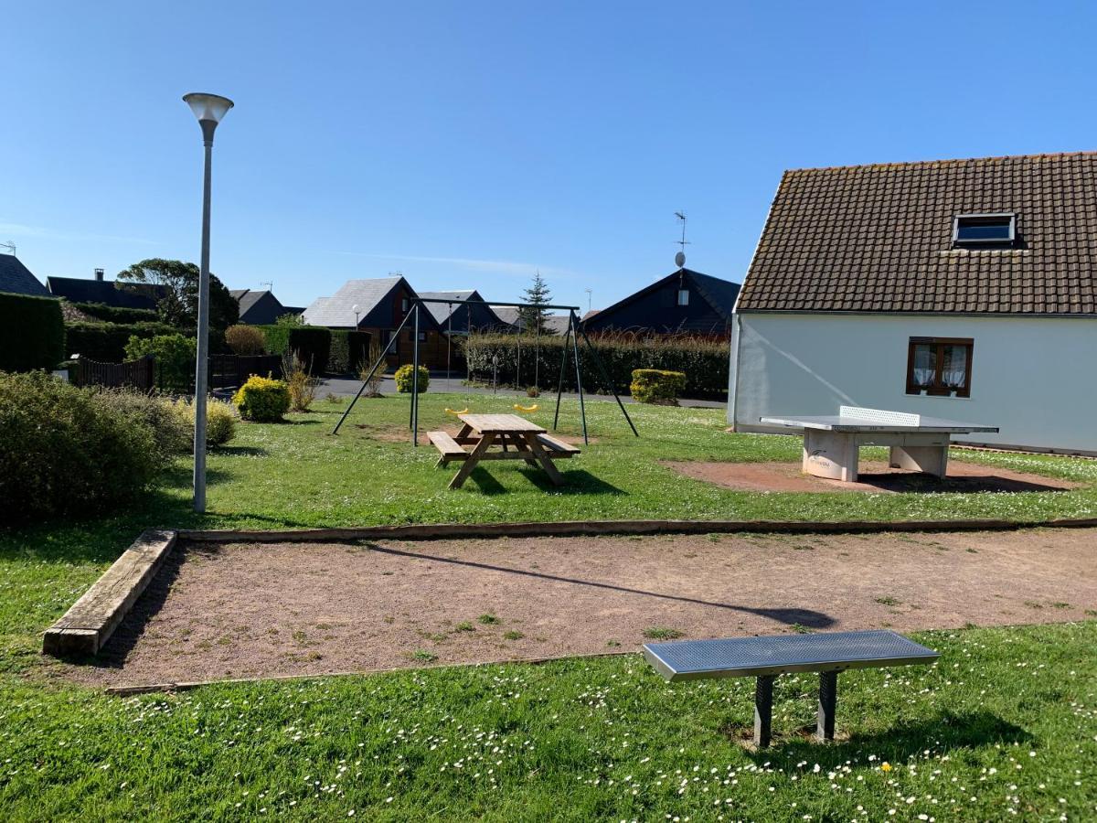 Chaleureux Chalet En Bord De Mer Merville-Franceville-Plage Luaran gambar